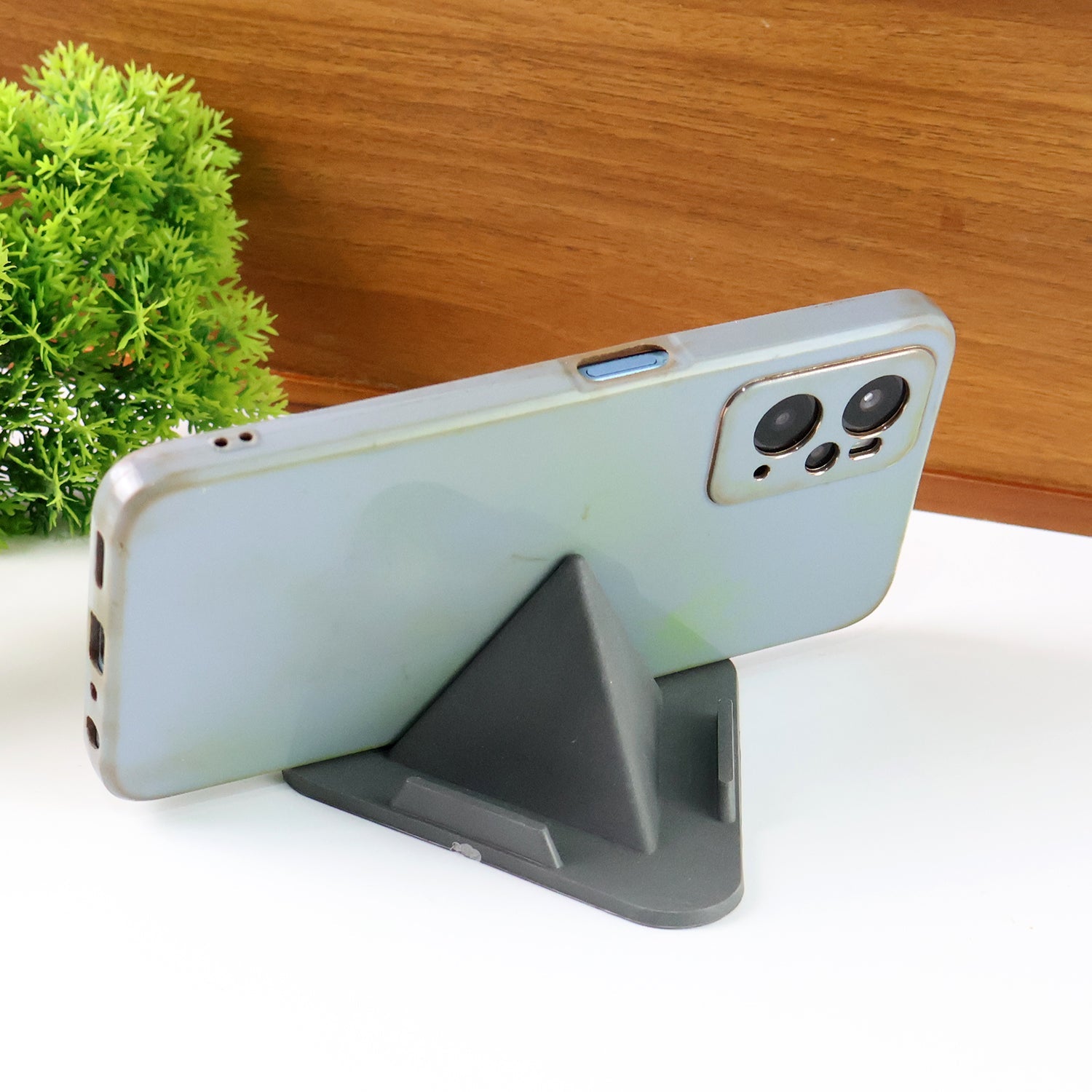 Modern Grey Pyramid Stand