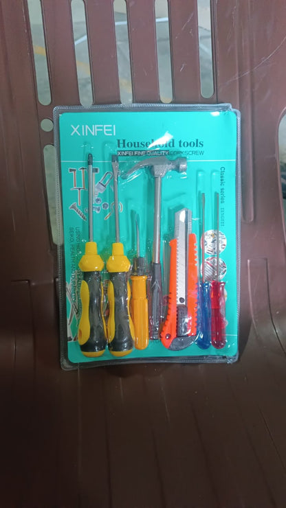 7-Pcs Hand Tool Kit with Magnetic Wristband for Screws & Bolts